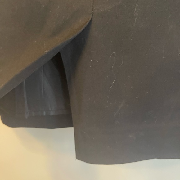 H & M Black Skirt - Picture 4 of 9